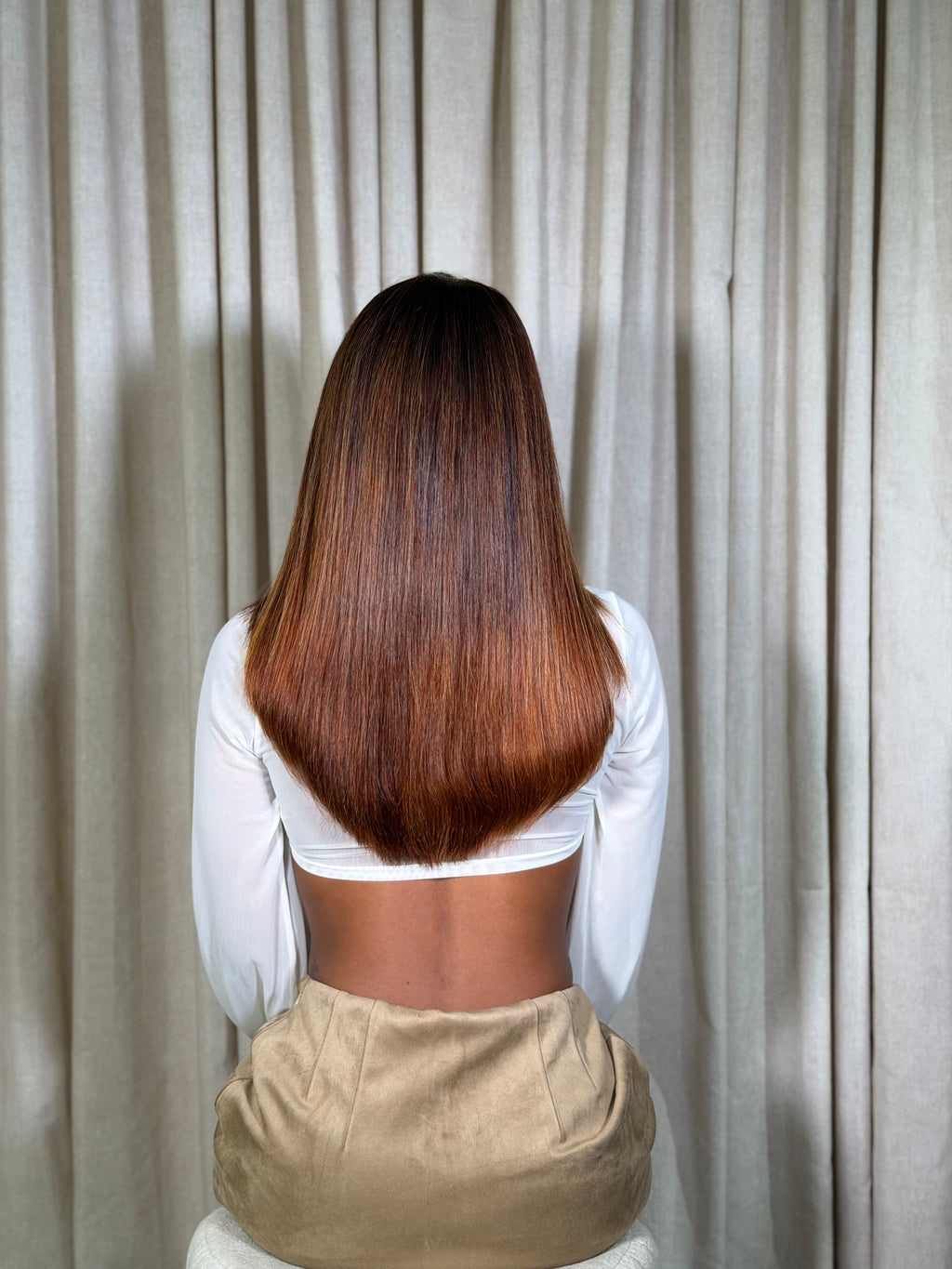 Peluca Victoria Corte Mariposa 23” Cabello 100% Humano HD 5x5 Densidad Media