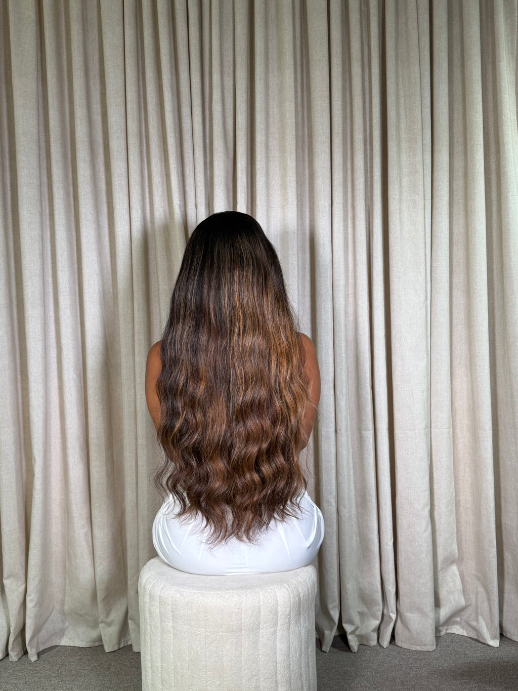 Peluca Nicole Ondulada 35” Cabello 100% Humano HD 5x5 Alta Densidad Premium